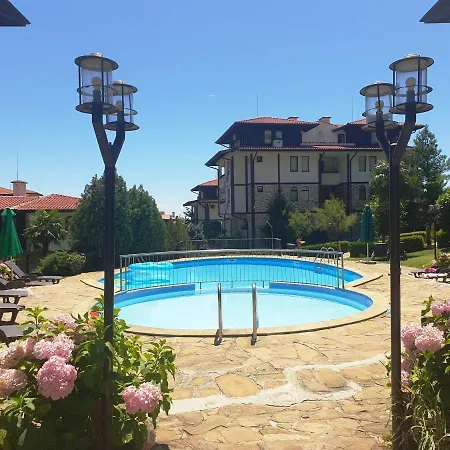 Petar 1,2 Apart Complex Светий Влас