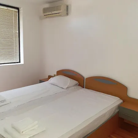 Apartmanhotel Petar 1,2 Apart Complex Szveti Vlasz