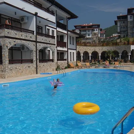 Aparthotel Etara 1 Complex 4*